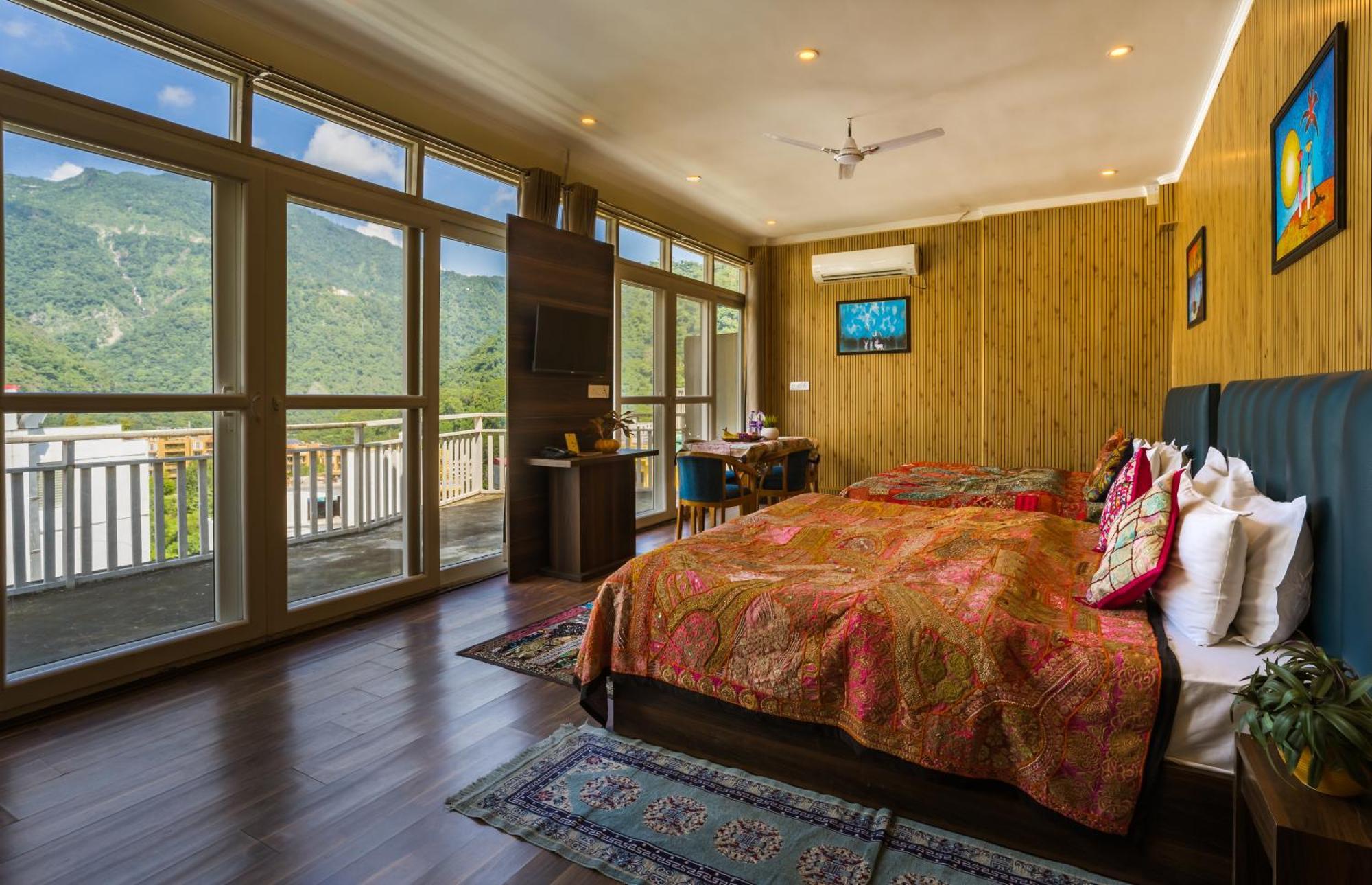 Tripli Hotels Ayushman Retreat Rishikesh Exterior photo