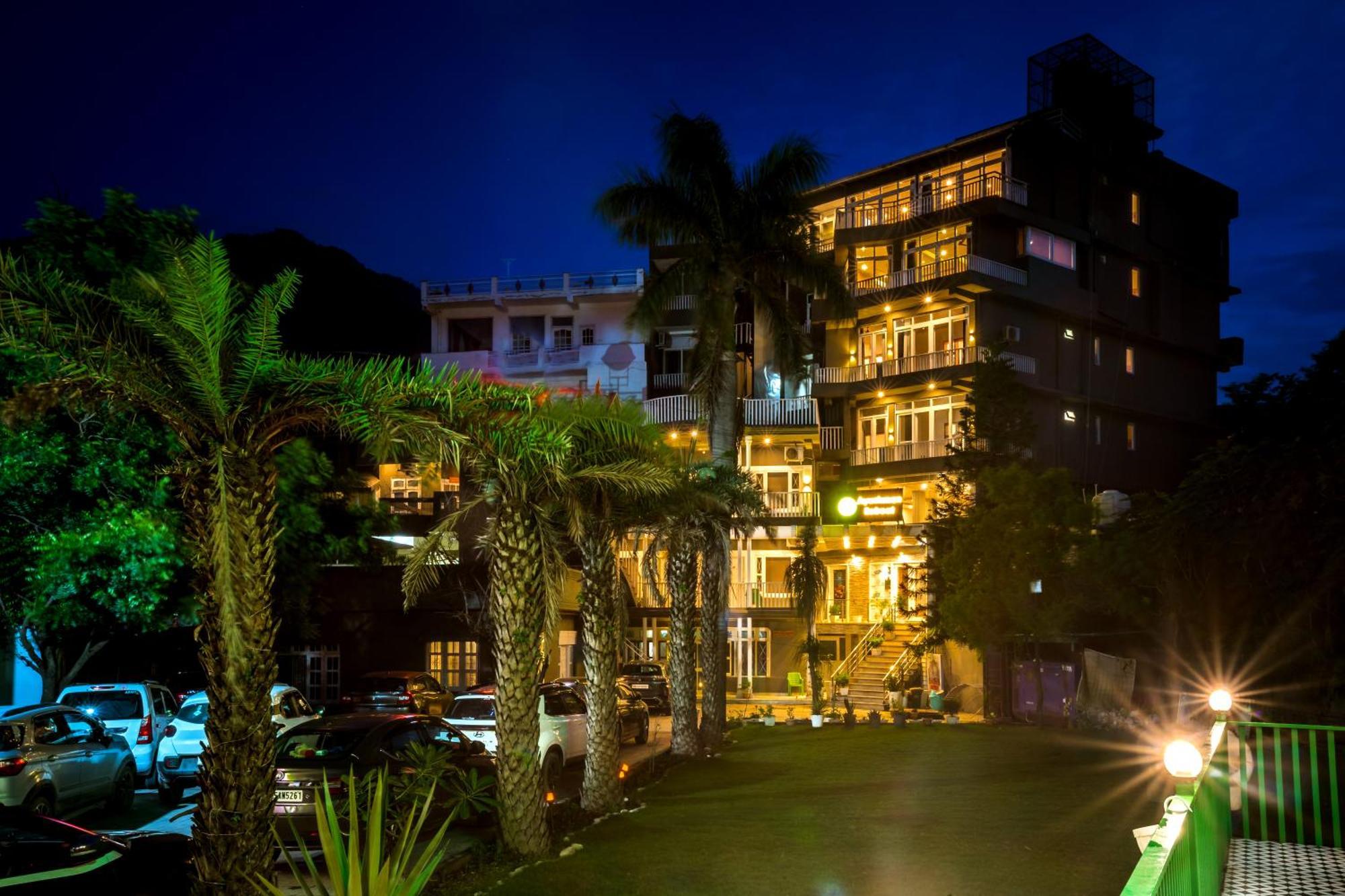 Tripli Hotels Ayushman Retreat Rishikesh Exterior photo